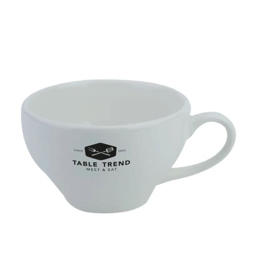 Porseleinen Barista Koffie Verkeerd kop 30 cl. met zwart TableTrend-logo aan voorzijde.