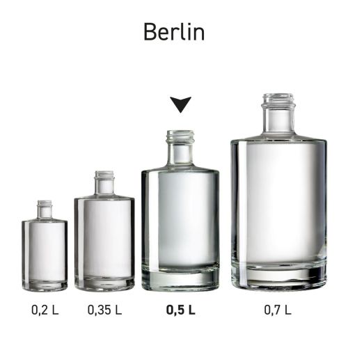 De Fles Berlin 0,5 liter glas weergegeven als onderdeel van een serie met verschillende inhoudsmaten.