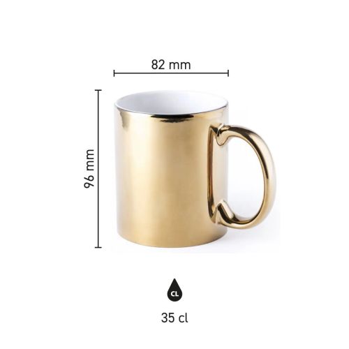 Infographic met afmetingen mok Jasper 35 cl., porselein in goud of zilver met gravure.