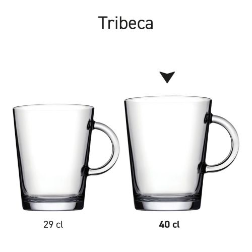 Reeks glazen Tribeca 40 cl. gepresenteerd in serie met verschillende inhoudsmaten.