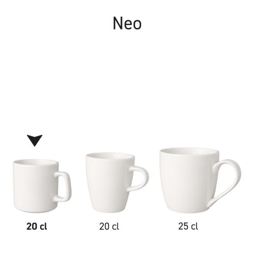 Budgetline bekers in serie getoond, wit porselein in uniforme opstelling.