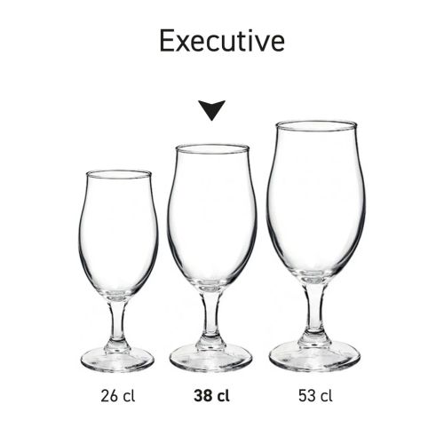 Serie Executive bierglazen naast elkaar gepresenteerd als productlijn.