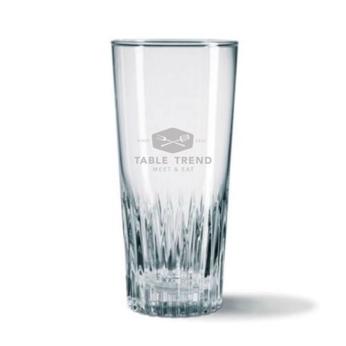 Gravure van TableTrend-logo op voorzijde van bierglas Gaetan 32 cl. in glas verwerkt.