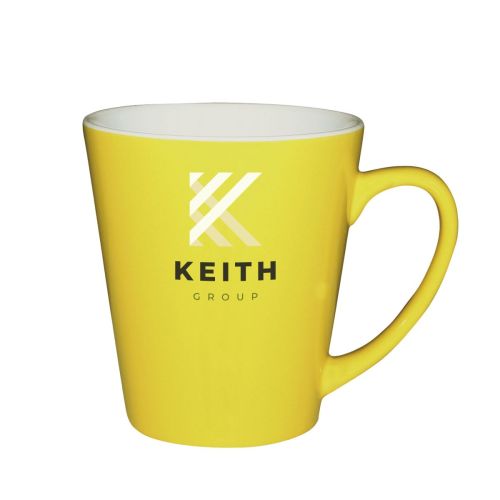 Vooraanzicht van geel-witte Delta mok 30 cl. van porselein met rechte vorm en glad oppervlak.