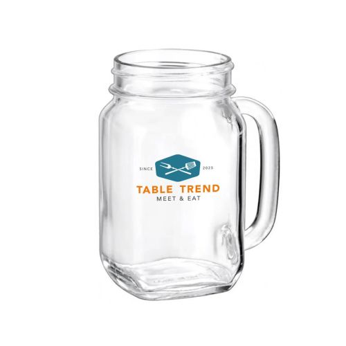 Drink Jar Country 48 cl bedrukt met kleurrijk TableTrend-logo op de voorzijde van het glas.