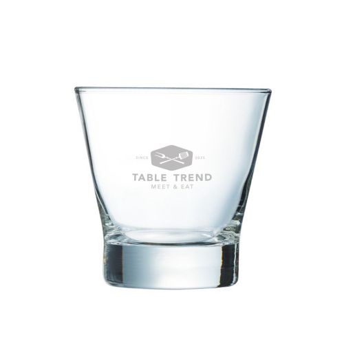 Gravure van het TableTrend-logo zichtbaar op de voorkant van het Shetland 32 cl. glas.