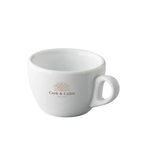 Vooraanzicht van koffiekop 15 cl. porselein bedrukt met meerkleurig CorkColor-logo.