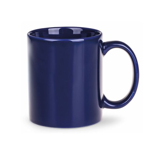 Vooraanzicht van de Tomek mok 30 cl. in blauw porselein met rechte wanden, klassiek oor en glad oppervlak.