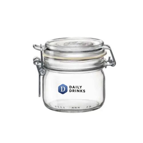 Glazen weckpot rond 0,2 liter met full-colour DailyDrinks-logo zichtbaar aan de voorzijde.