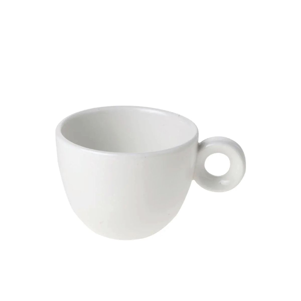 Vooraanzicht van de Bola koffiekop van 15 cl, uitgevoerd in wit porselein met afgeronde randen.