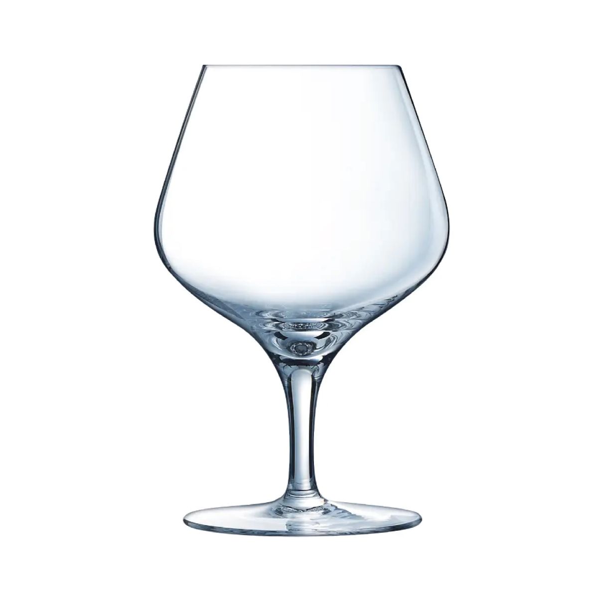 Frontale weergave van het Sublym cognacglas 35 cl. in transparant glas met brede kelk.