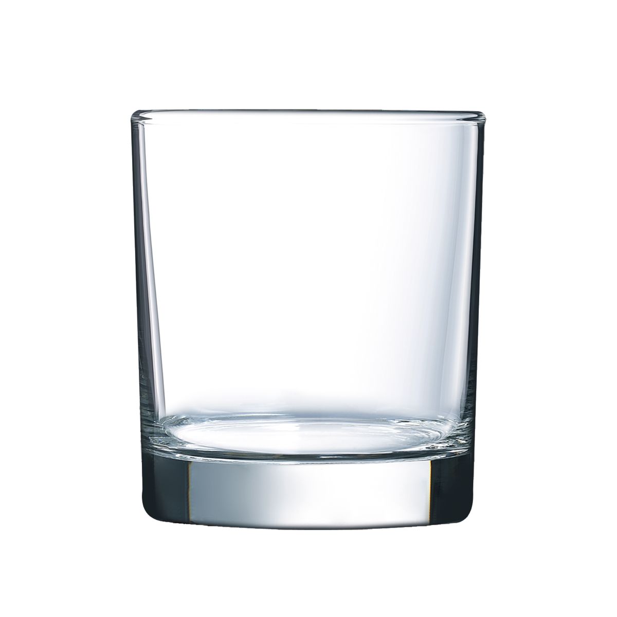 Whiskyglas van 30 centiliter van helder glas, gefotografeerd recht van voren met vlakke rand.